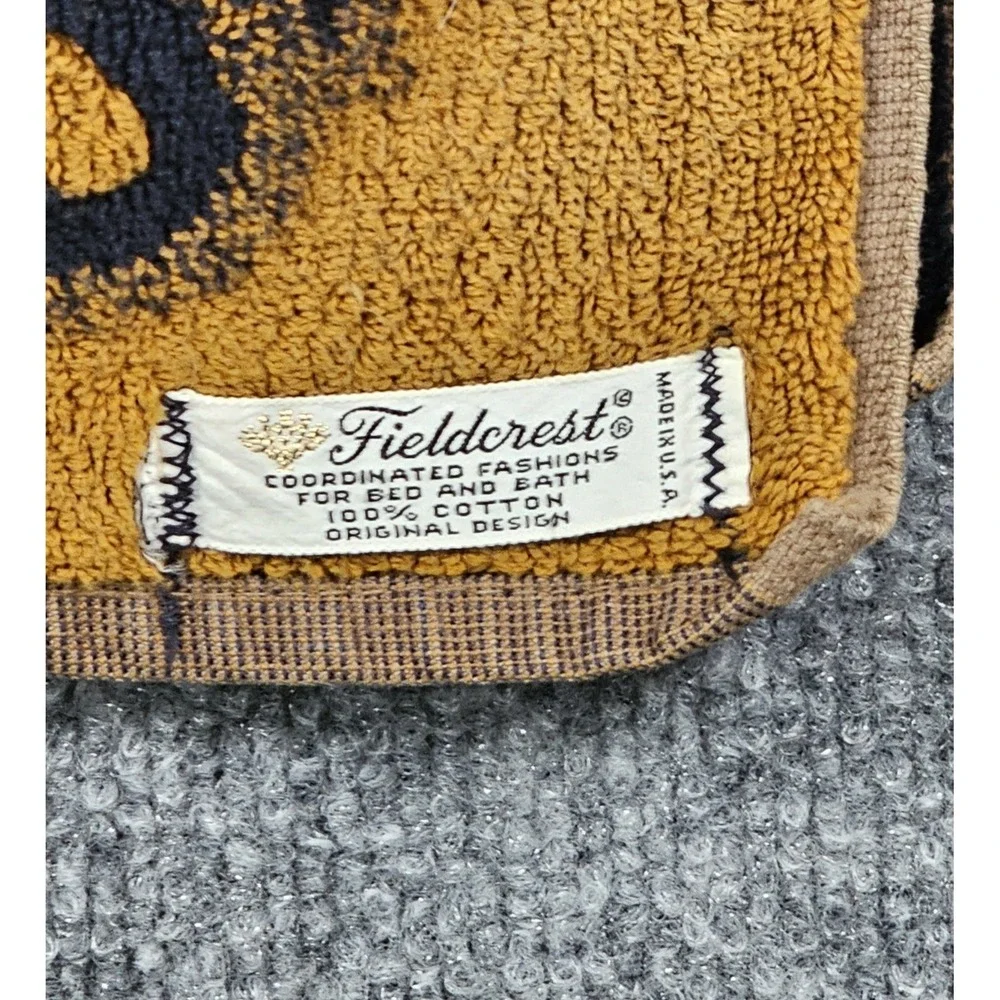 Fieldcrest Vtg MCM Hand Towel & Bath Towel Set Gold & Navy Fringe Medallion USA